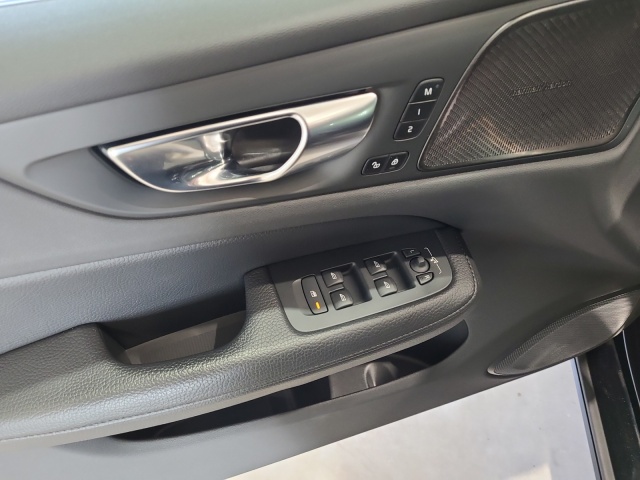 Volvo  V60 Inscription Bluetooth Navi LED Vollleder Klima Einparkhilfe el. Fenster