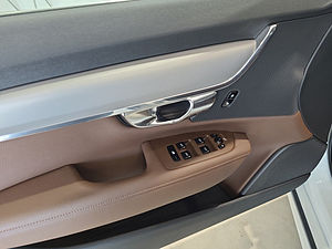 Volvo  V90 Inscription Expression Recharge Plug-In Hybrid Bluetooth Head Up Display Nav