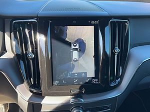 Volvo  XC 60 R Design 2WD Bluetooth Navi LED Klima Standhzg Einparkhilfe el. Fenster