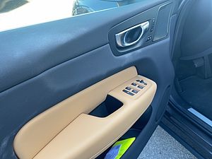 Volvo  XC 60 Inscription Recharge Plug-In Hybrid AWD Bluetooth Head Up Display LED Voll