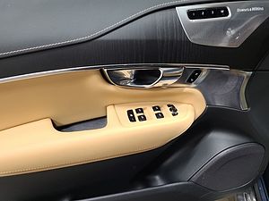 Volvo  XC 90 Inscription AWD Bluetooth Navi LED Vollleder Klima Einparkhilfe el. Fenste