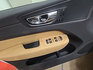 Volvo  XC 60 Inscription Plug-In Hybrid AWD Bluetooth Navi LED Vollleder Klima Standhzg
