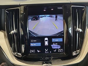 Volvo  XC 60 Inscription AWD Bluetooth Navi LED Vollleder Klima Einparkhilfe el. Fenste