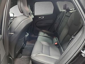 Volvo  XC 60 R Design AWD Bluetooth Navi LED Klima Einparkhilfe el. Fenster